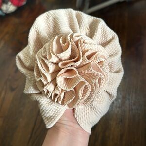 Baby Hat with bow. Stretchy material